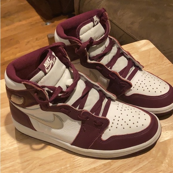 Air jordan 1’s Retro High Bordeaux